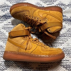 Nike . Wheat-gum . Light brown. 5.5 Youth